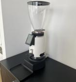 КОФЕМОЛКА LEON 700 БЕЛЫЙ