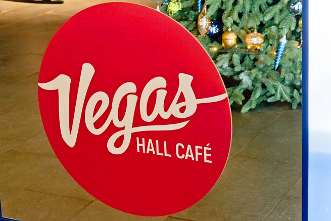 Оборудован ресторан Vegas Hall Cafe