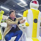 Роботы-официанты китайского производства поставлены на экспорт