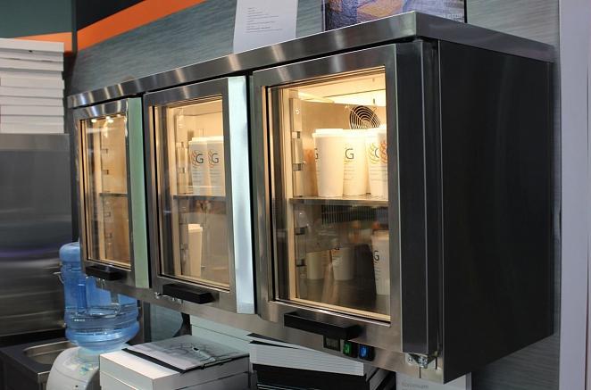 Новинки: настенные охлаждаемые и морозильные шкафы от GastroLux